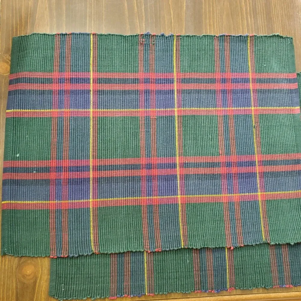 Cloth Placemats 2 Red Green Blue Plaid 13.75x19